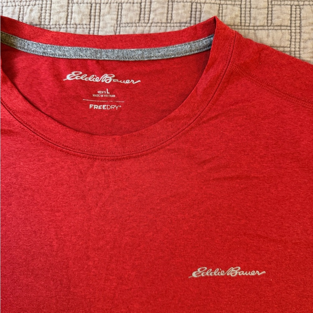 Eddie Bauer Men's Red Freedry Shirt